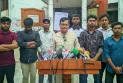 হাজিরহাট থানার ওসিকে সাসপেন্ড করে দ্রুত বিচারের আওতায় আনার দাবি