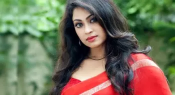 মা হয়েছেন চিত্রনায়িকা পপি!