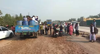 ধর্মঘটে বাসহীন উত্তরবঙ্গ, চরম দুর্ভোগে যাত্রীরা