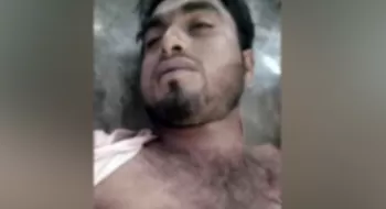 প্রেমিকার সামনে বুকে ছুরি চালিয়ে যুবকের আত্মহত্যা