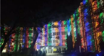 মহান বিজয় দিবস: বর্ণিল সাজে সেজেছে বেরোবি ক্যাম্পাস
