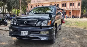 সচিবালয়ের স্টিকারযুক্ত জিপে হাত-পা বাধা লাশ!
