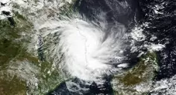 শুক্রবারই আঘাত হানতে পারে ঘূর্ণিঝড় ‘অশনি’
