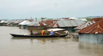 দেশে বন্যায় মৃতের সংখ্যা বেড়ে ৭৩