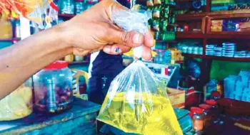 বন্ধ হচ্ছে খোলা তেল বিক্রি