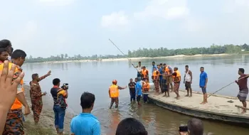 পঞ্চগড়ে নৌডুবিতে পঞ্চম দিনেও সন্ধান নেই নিখোঁজ ৩ জনের!  মৃত্যু -৬৯
