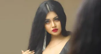 “প্রতিষ্ঠিত হতে নায়িকারাই শাকিবের কাছে আসে”