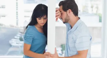 যেসব কারণে ঘনিষ্ঠ সম্পর্ক থেকে সরে যায় পুরুষ