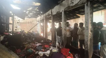 পঞ্চগড়ে সটসার্কিটে ৫ প্রতিষ্ঠান পুড়ে ছাই
