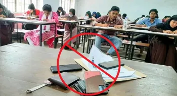 কেন্দ্রে মোবাইল ফোন পেলেই বহিষ্কার, পরীক্ষা বাতিল