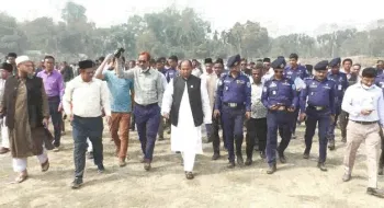 পঞ্চগড়ে অগ্নিকান্ডে ক্ষতিগ্রস্ত বাড়িঘর পরিদর্শন করলেন রেলমন্ত্রী