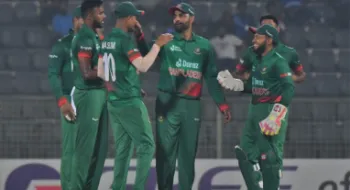 রেকর্ড গড়ে টাইগারদের জয়