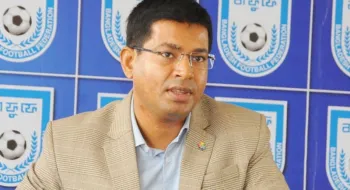 বাফুফে সম্পাদককে নিষিদ্ধ করেছে ফিফা