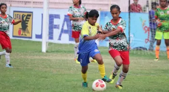 ফেনীকে ৬-০ গোলে হারালো রংপুরের মেয়েরা