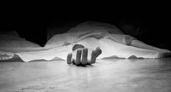 পারিবারিক কলহের জেরে গুলি করে পুলিশ সদস্যের আত্মহত্যা!