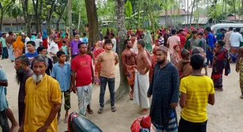 লালমনিরহাটে স্কুলের দোলনায় উঠে প্রান গেল দ্বিতীয় শ্রেণির ছাত্রের