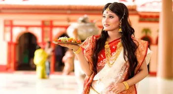 পূজায় থাকুন প্রাণবন্ত