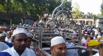 লালমনিরহাটে হরতালে সংঘর্ষে নিহত যুবলীগ নেতার দাফন সম্পন্ন