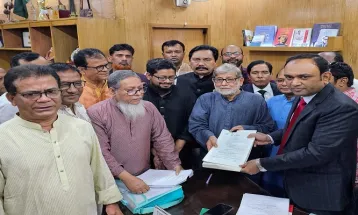 নীলফামারী-২ আসনে মনোনয়নপত্র জমা দিলেন আসাদুজ্জামান নুর