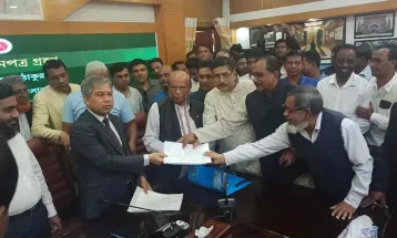 ঠাকুরগাঁও মননোয়ন পত্র জমা দিলেন ২০ জন প্রার্থী