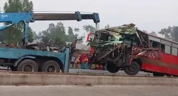 সড়ক দুর্ঘটনায় নিহত ২; আহত ৫