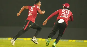 সাকিবদের রংপুরকে হারিয়ে ফাইনালে তামিমের বরিশাল