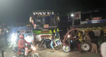 কুড়িগ্রামে বাস চলাচল স্বাভাবিক
