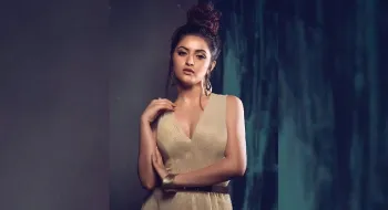 কাকে থাপড়াতে চাইলেন পরীমণি