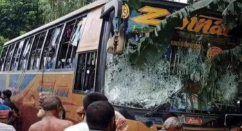 গাইবান্ধায় বাসের ধাক্কায় রিকশাভ্যানের ২ যাত্রী নিহত