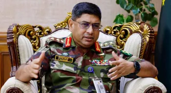 যেকোনো পরিস্থিতিতে ড. ইউনূসের পাশে থাকার প্রতিশ্রুতি দিলেন সেনাপ্রধান