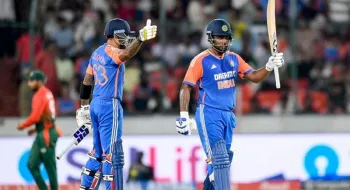 সানজু-সূর্যের বেধড়ক পিটুনিতে এলোমেলো বাংলাদেশ