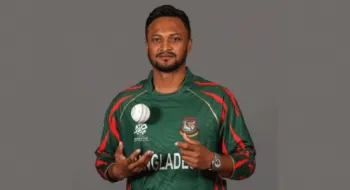 তবে কি পরশুই ঢাকায় ফিরছেন সাকিব?