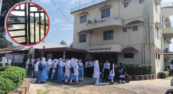 অধ্যক্ষ-প্রভাষকের দ্বন্দ্ব, অনির্দিষ্টকালের জন্য  ক্লাশ বর্জন করে কলেজে তালা