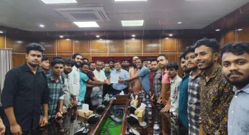 ছাত্ররাজনীতি নিষিদ্ধের প্রতিবাদে উপাচার্য বরাবর বেরোবি ছাত্রদলের স্মারকলিপি
