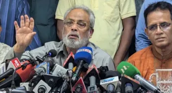হাতি গর্তে পড়েছে ভেবে চামচিকা লাথি মারছে: জিএম কাদের