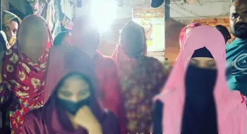 ২ তরুণীর অনশনের অবসান, অবশেষে কার হাত ধরলেন সেই শাহিন