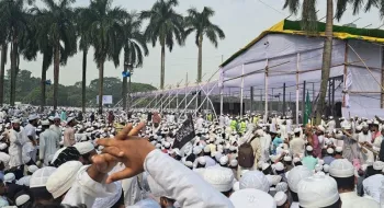 ইসলামী মহাসম্মেলনে জনসমুদ্র সোহরাওয়ার্দী উদ্যান