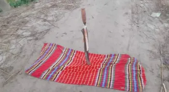 গামছার মাঝে তলোয়ার গাঁথা, জনমনে আতঙ্ক