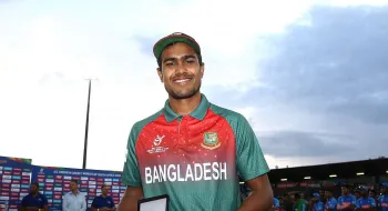 নিষিদ্ধ হলেন আকবর আলি