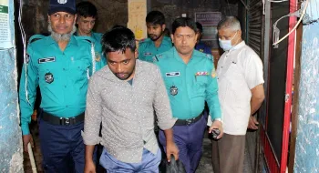 রংপুরে ইসলামী ব্যাংকের সামনে টাকা ছিনতাইকারী গ্রেফতার