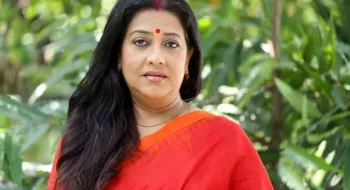 অভিনেত্রী সুবর্ণা মুস্তাফাকে বিমানবন্দরে আটকে দিল ইমিগ্রেশন পুলিশ