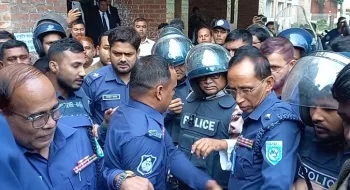 পঞ্চগড়ে গুম ও হত্যা মামলায় কারাগারে সাবেক রেলমন্ত্রী