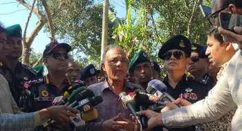 পার্শ্ববর্তী দেশের মিডিয়া গুজব ছড়াচ্ছে- রংপুরে  স্বরাষ্ট্র  উপদেষ্টা