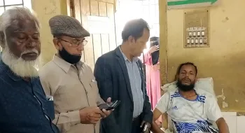 যুবলীগ নেতার পিটুনিতে তাঁতী দল নেতা হাসপাতালে