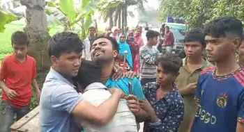 নাটোরে ট্রাক চাপায় ৩ মোটরসাইকেল আরোহীর মৃত্যু