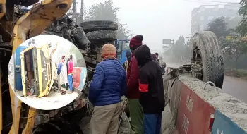 ফুলবাড়ীতে ডিভাইডারের সাথে ট্রাকের ধাক্কা অল্পের জন্য বেঁচে গেলেন ড্রাইভার