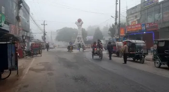 লালমনিরহাটে তীব্র শীতে জবুথবু জনজীবন, হাসপাতালে বেড়েছে রোগীর চাপ