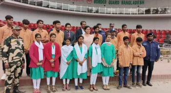 ভারতে পাচার হওয়া ১৬ কিশোর-কিশোরীকে বেনাপোল দিয়ে হস্তান্তর