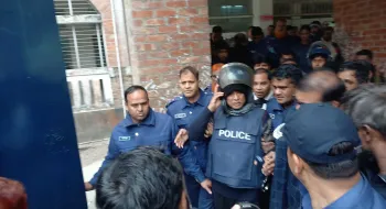 রিমান্ড শুনানি শেষে পঞ্চগড় জেলা কারাগারে সাবেক রেলমন্ত্রী সুজন!