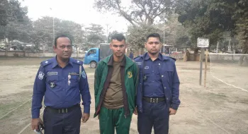 ঠাকুরগাঁওয়ে ভুয়া সেনাবাহিনীর সদস্য আটক